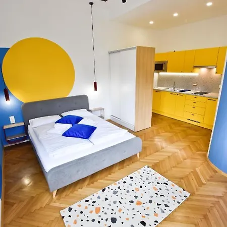 Hotel de apartamente Zachar 3*