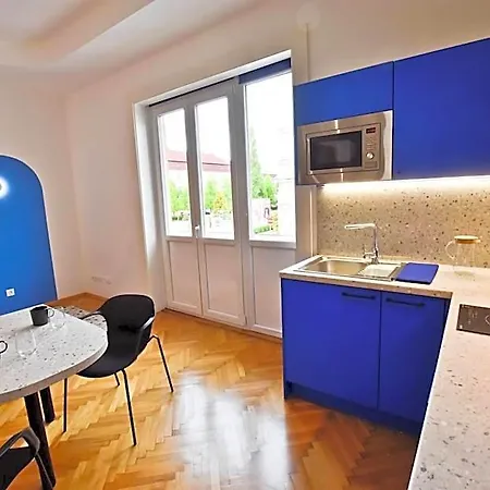 Hotel de apartamente Zachar 3*