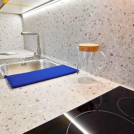 Hotel de apartamente Zachar 3*
