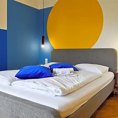 Hotel de apartamente Zachar 3*
